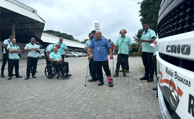 Salineira promove treinamento imersivo de motoristas para atendimento de passageiros com mobilidade reduzida