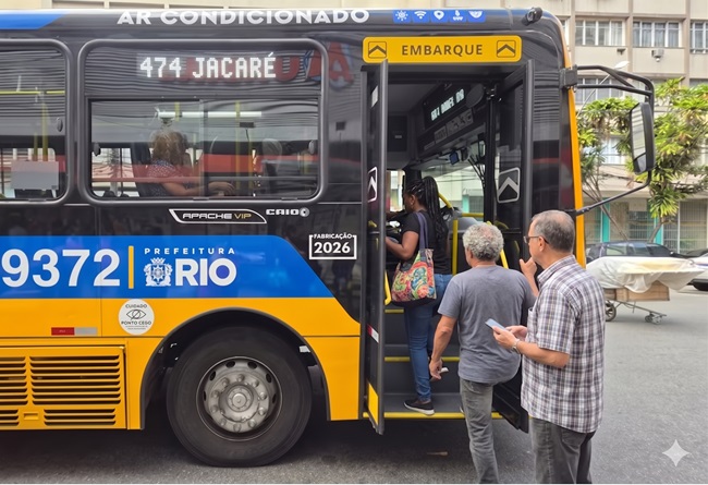 Ônibus municipais do Rio deixam de aceitar dinheiro a partir deste domingo