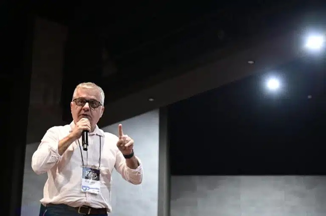 O subsídio ao transporte coletivo deve ser visto como investimento no cidadão, defende Rodrigo Tortoriello em seminário em Brasília